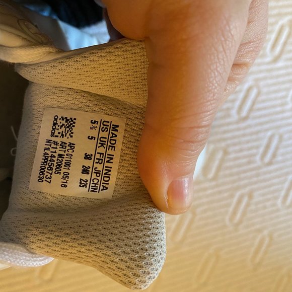 Adidas Stan Smiths Size 7.5 - Picture 4 of 4